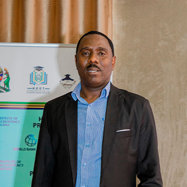 Stanley Chibelenje - Mwenyekiti