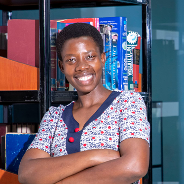 Eveline Wilson - Mjumbe wa Bodi